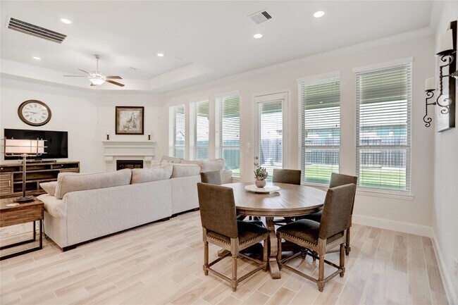 18018 Zagranski Cedar Ct