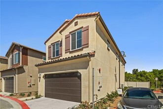 4398 Cadence Wy in Oceanside, CA - Building Photo - Building Photo