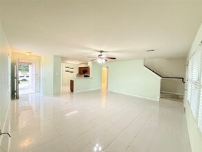 10515 Ince Ln in Houston, TX - Building Photo - Building Photo