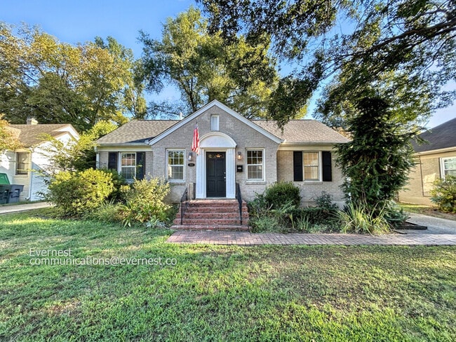 property at 3563 Aurora Cir