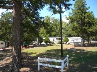 Garland Rd in Toccoa, GA - Building Photo