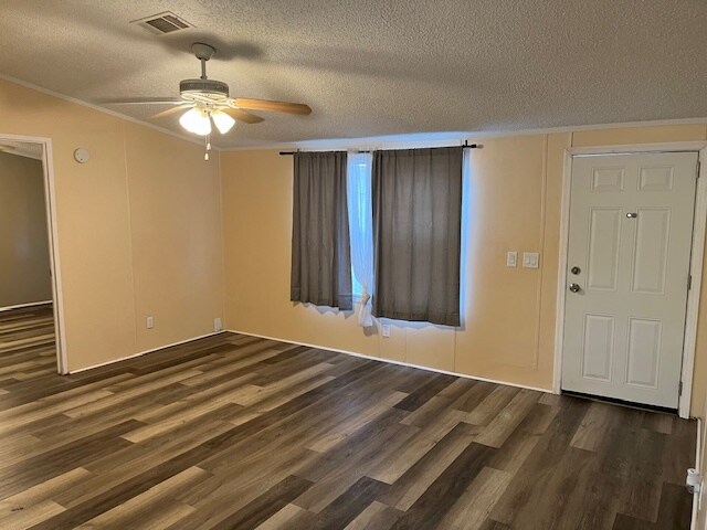 5924 Ashen Ave in New Port Richey, FL - Building Photo - Building Photo