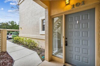 101 Lindsay Ln in Oldsmar, FL - Building Photo - Building Photo