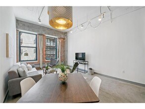 250 Park Ave-Unit -512 in Minneapolis, MN - Building Photo - Building Photo