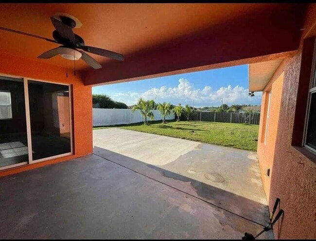 4209 30th St SW in Lehigh Acres, FL - Building Photo - Building Photo