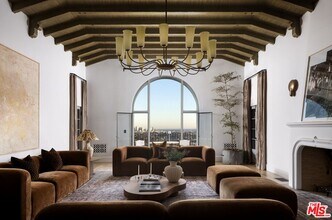 4048 Farmouth Dr in Los Angeles, CA - Building Photo - Building Photo