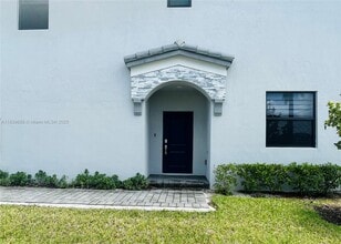 28650 SW 131st Ct in Homestead, FL - Building Photo - Building Photo