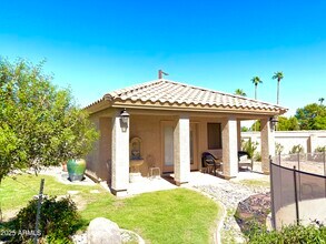 9411 S Palm Dr in Tempe, AZ - Building Photo - Building Photo