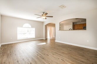 939 Brenton Leaf Dr in Ruskin, FL - Building Photo - Building Photo