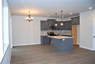 1524 S Camille Pl in Newberg, OR - Building Photo - Building Photo