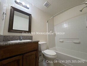 202 San Clemente Ave NW in Albuquerque, NM - Building Photo - Building Photo
