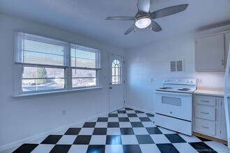 139 Phyllis Dr in Naugatuck, CT - Building Photo - Building Photo