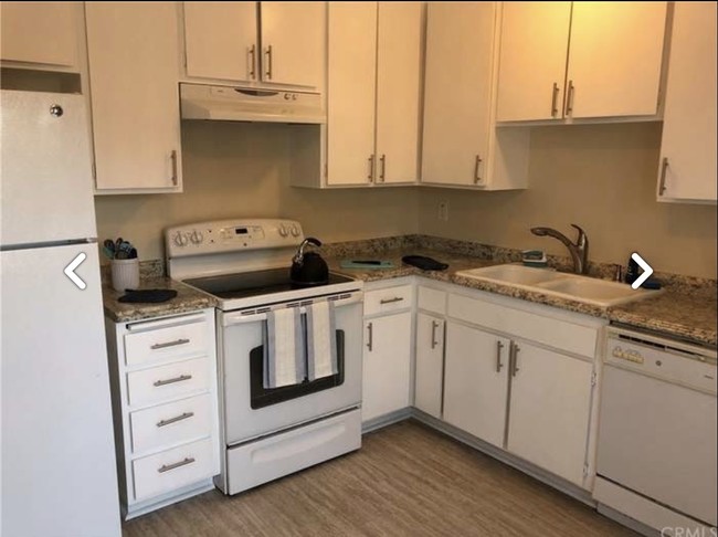 817 W 232nd St, Unit D in Torrance, CA - Building Photo - Building Photo