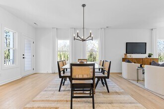 3808 Odom Way in Charlotte, NC - Building Photo - Building Photo