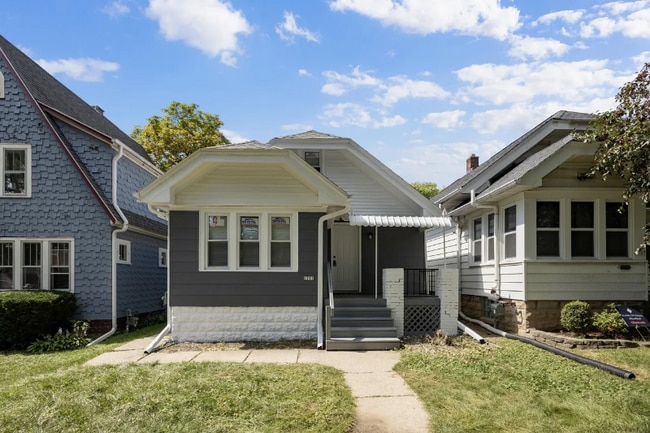 property at 1711 S 85th St
