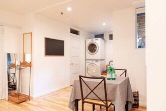 3833 Calvert St NW in Washington, DC - Building Photo - Building Photo