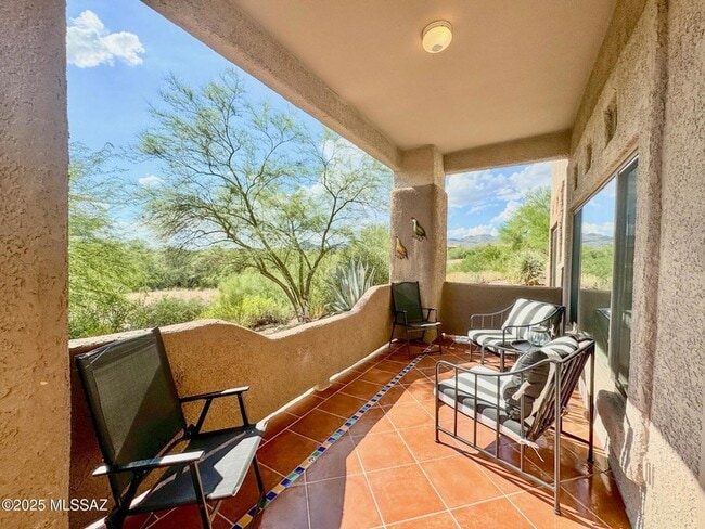property at 655 W Vistoso Highlands Dr