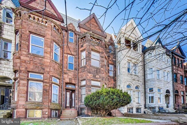 2312 Eutaw Pl in Baltimore, MD - Building Photo - Building Photo