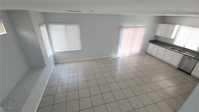 3045 E Austin Pale Ave in North Las Vegas, NV - Building Photo - Building Photo