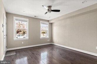 2215 40th St NW in Washington, DC - Building Photo - Building Photo