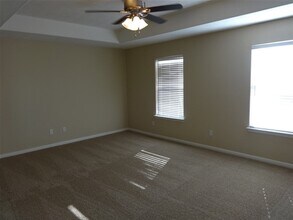 9116 Dolphin Cir in Texas City, TX - Building Photo - Building Photo