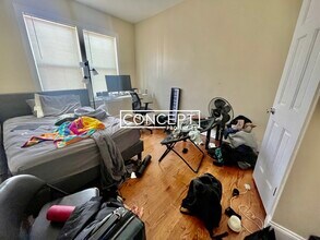 10 Bickford Ave in Boston, MA - Foto de edificio - Building Photo