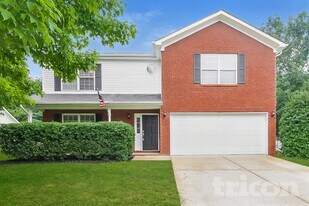 1940 Portway Rd in Spring Hill, TN - Building Photo