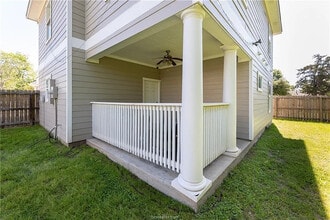 410 Montclair Ave in College Station, TX - Building Photo - Building Photo