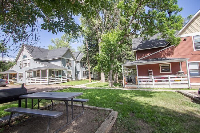 819 E San Miguel St in Colorado Springs, CO - Building Photo - Building Photo