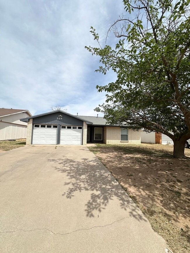 property at 329 Rocky Ln Dr