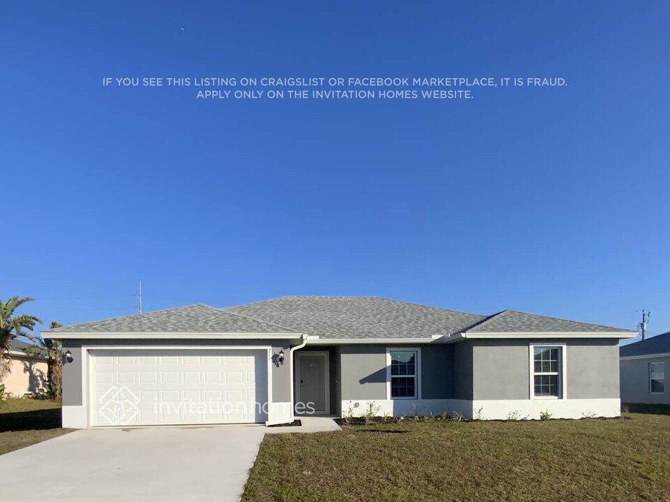 211 NW 7th Terrace in Cape Coral, FL - Building Photo