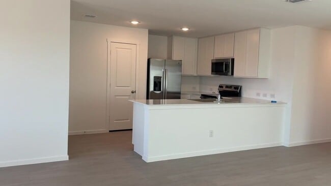 240 Pacific Waters in Seguin, TX - Foto de edificio - Building Photo