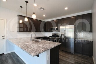 29393 N 123rd Glen in Peoria, AZ - Building Photo - Building Photo