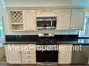 9754 Willow Wood Dr in Rancho Cucamonga, CA - Building Photo - Building Photo