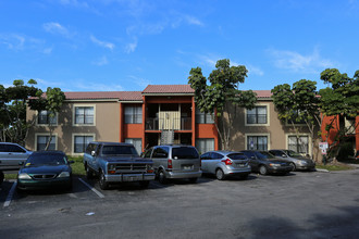 Presidents Walk in West Palm Beach, FL - Building Photo - Building Photo