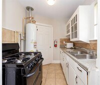 903 Oakhurst St photo'