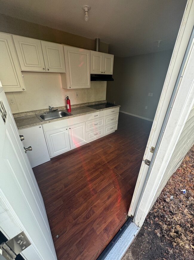 33 Bushnell Ave, Unit 33A, Unit 33A