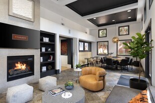 Tamarind Square in Sunnyvale, CA - Building Photo