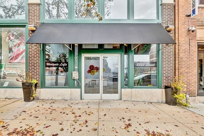 2323 Locust St in St. Louis, MO - Building Photo - Building Photo