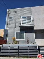 2765 1/2 W 12th St in Los Angeles, CA - Building Photo