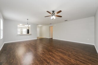 1744 Wallace Manor Loop in Winter Haven, FL - Building Photo - Building Photo