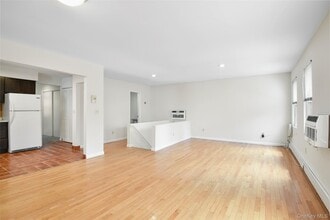 545 Stanley Ave in Mamaroneck, NY - Building Photo - Building Photo