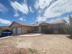 2597 Cheyenne Dr in Las Cruces, NM - Building Photo