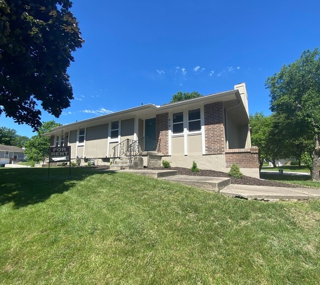 property at 414 NE Ash Ct