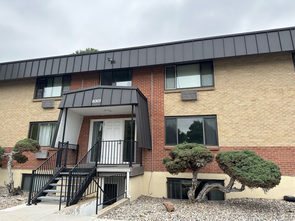 Chatfield Lake Apartments in Littleton, CO - Foto de edificio