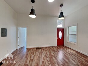 1064 30th St in Oakland, CA - Building Photo - Building Photo