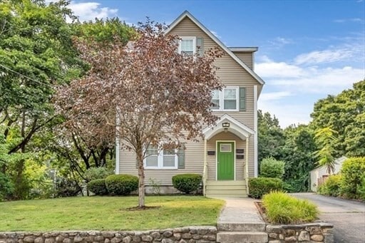 37 Winter St in Franklin, MA - Building Photo