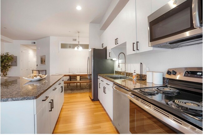 2100 N Humboldt St in Denver, CO - Building Photo - Building Photo