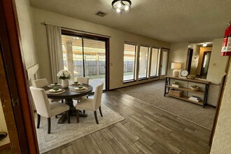 7111 NW 30th Terrace in Bethany, OK - Building Photo - Building Photo