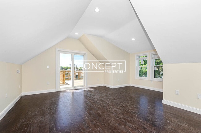 68 Stanley Ave in Medford, MA - Building Photo - Building Photo